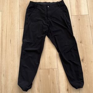 Lululemon men’s joggers size 34